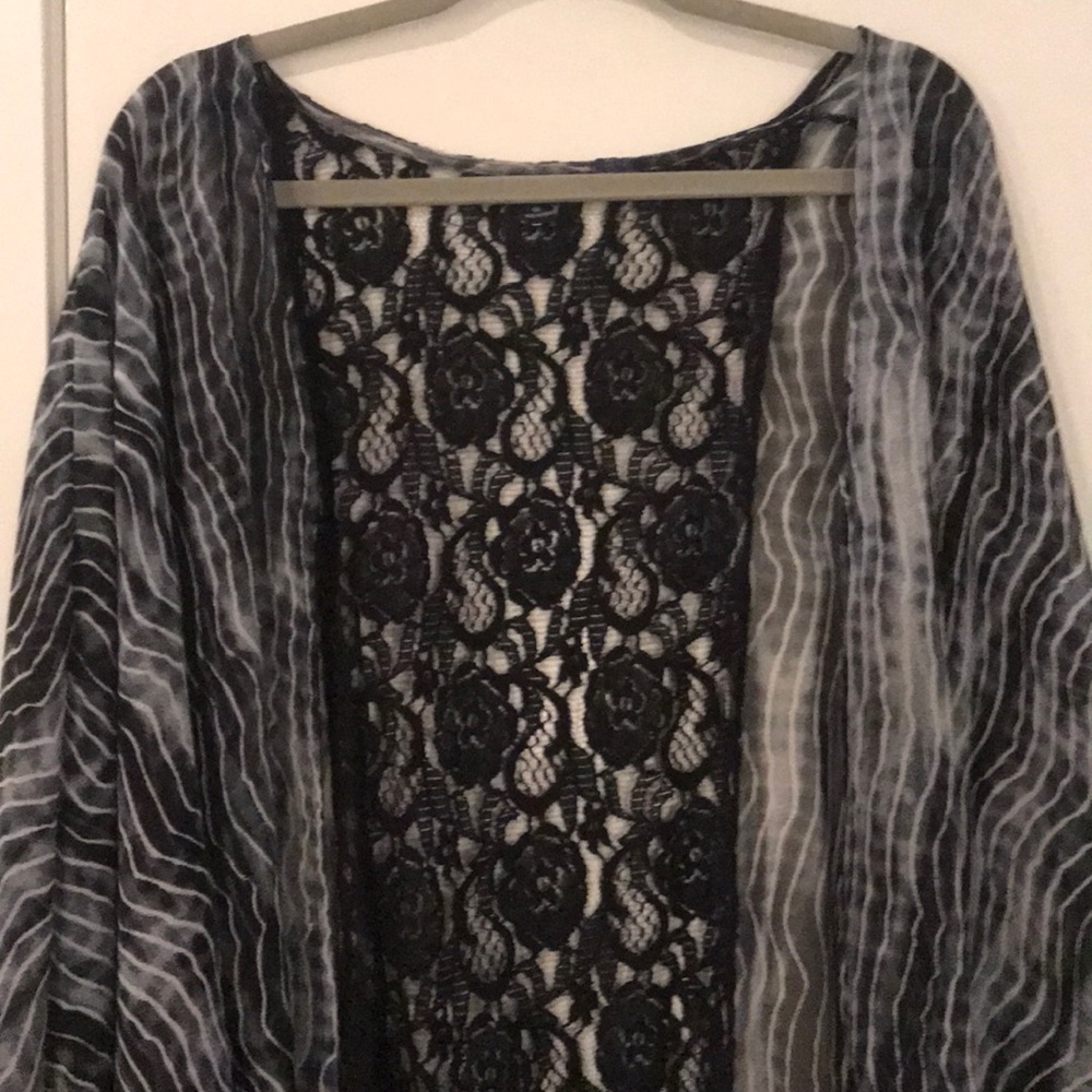 Patterned Cover-Up with Lace-Size: 1X